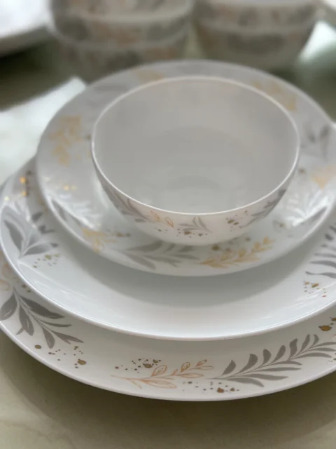 سرویس ۲۶ پارچه گلدن اپال